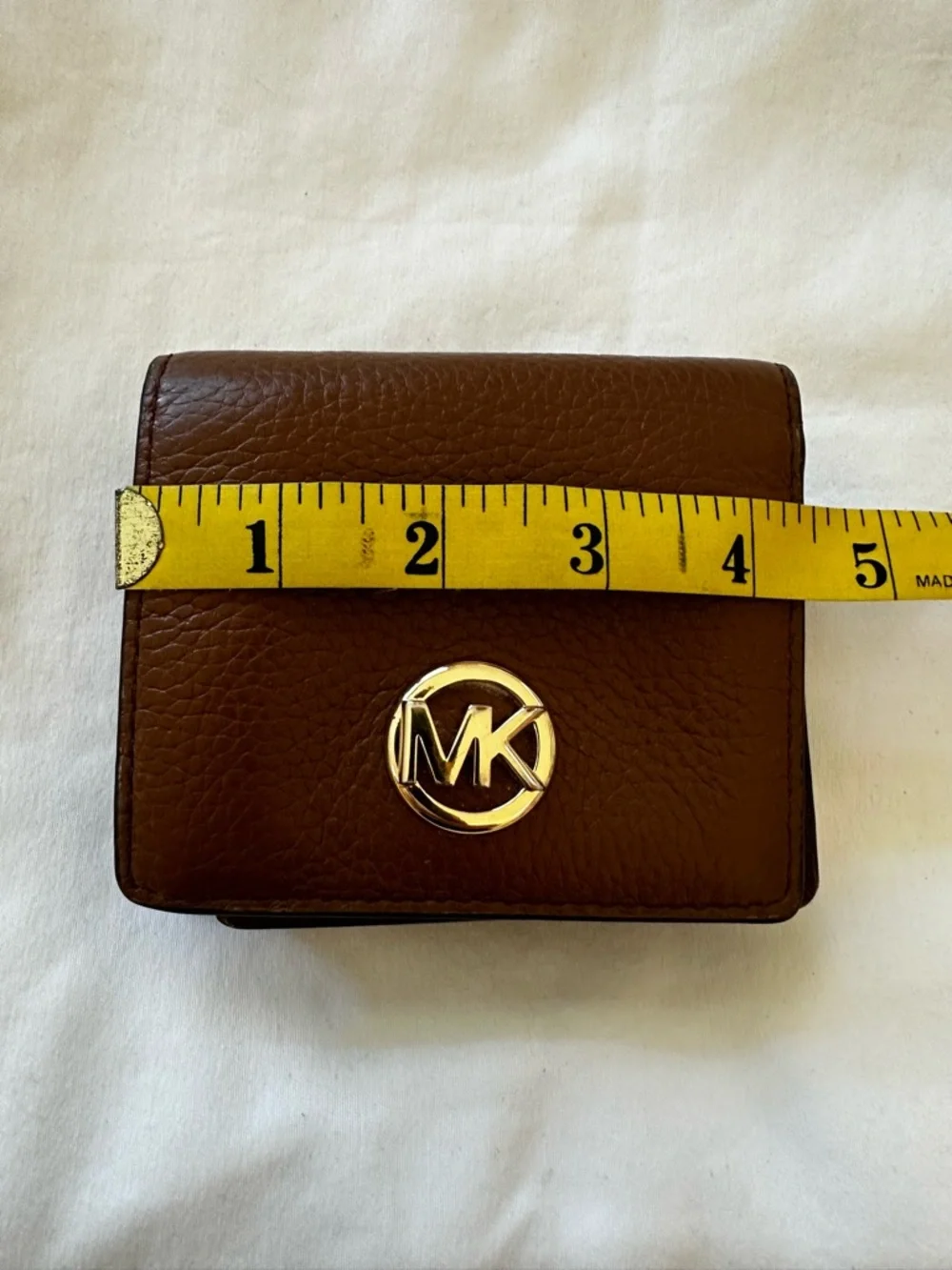 Michael Kors Brown Pebbled Leather Bifold Wallet Zip Coin Pocket Gold Logo